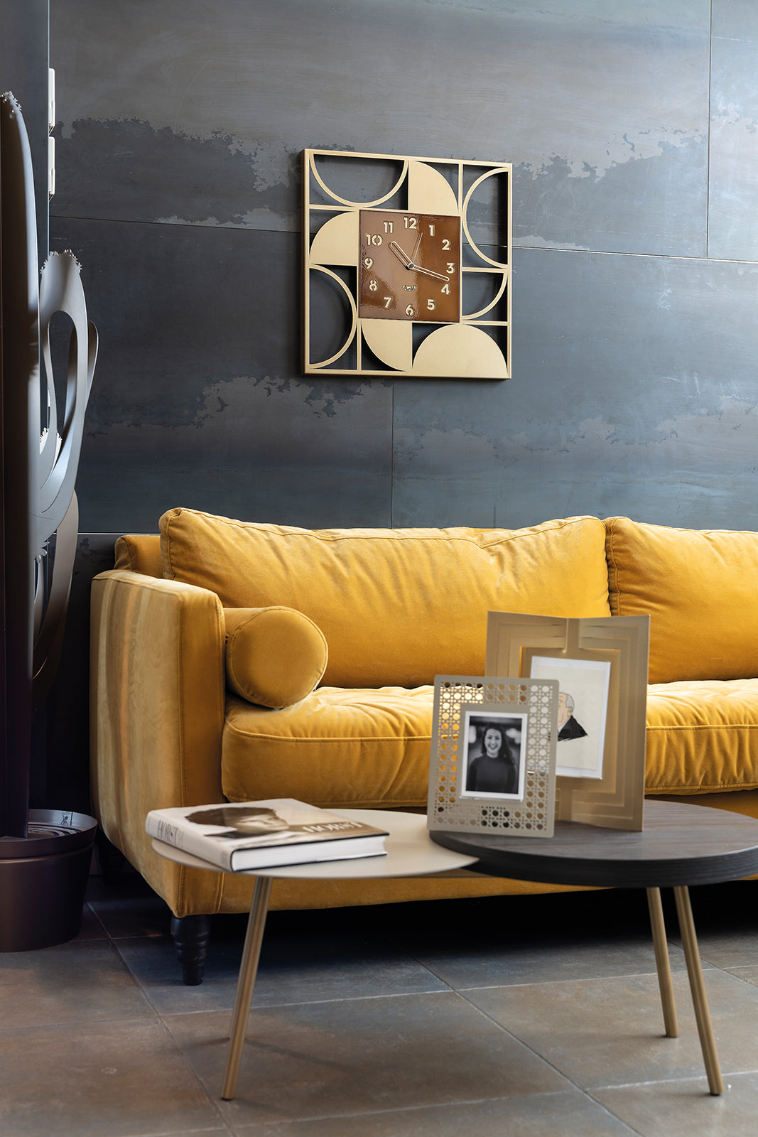 Packtop small modern coffee table