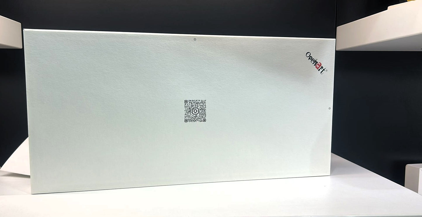 Tradizione e Stile: Assi di Ceramica con Cornice e Frase Personalizzabile