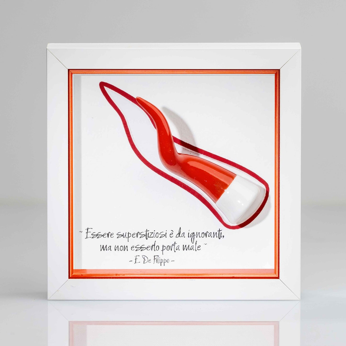 Corno rosso in ceramica