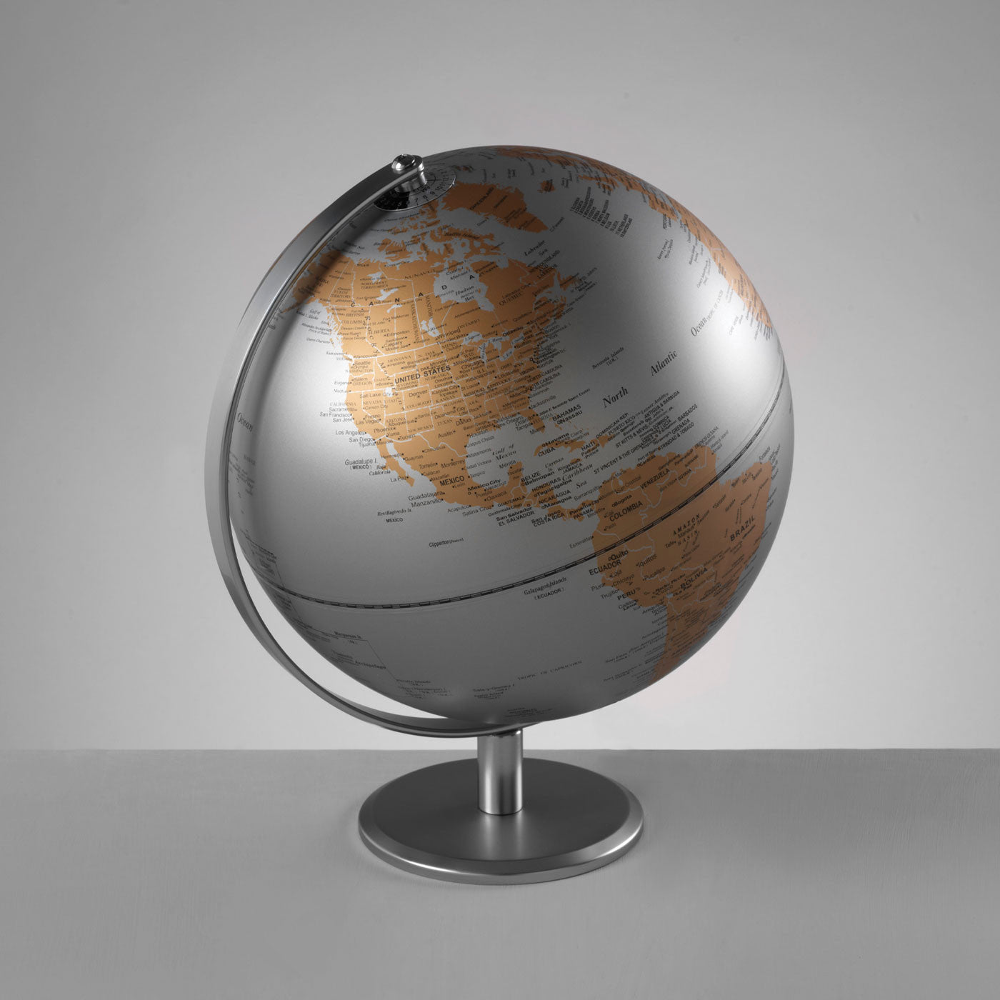 National Geographic - Mappamondo 30 cm Luminoso Carbon Classic - Giochi National Geographic - Mappamondo 30 cm Luminoso Carbon Classic - Giochi