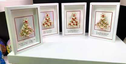 Albero di Natale in Ceramica di Capodimonte con Cornice colore rosso