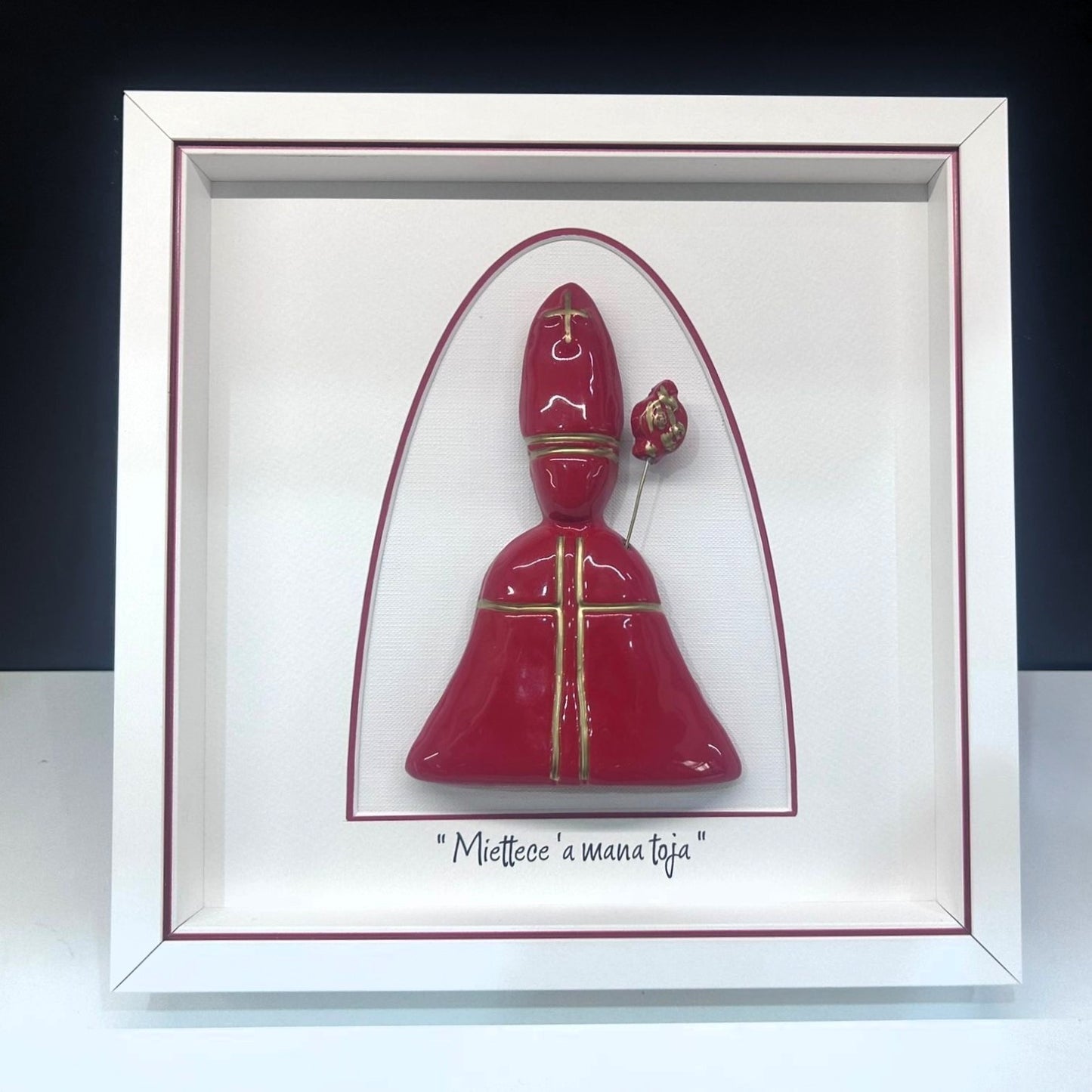 San Gennaro en céramique couleur or