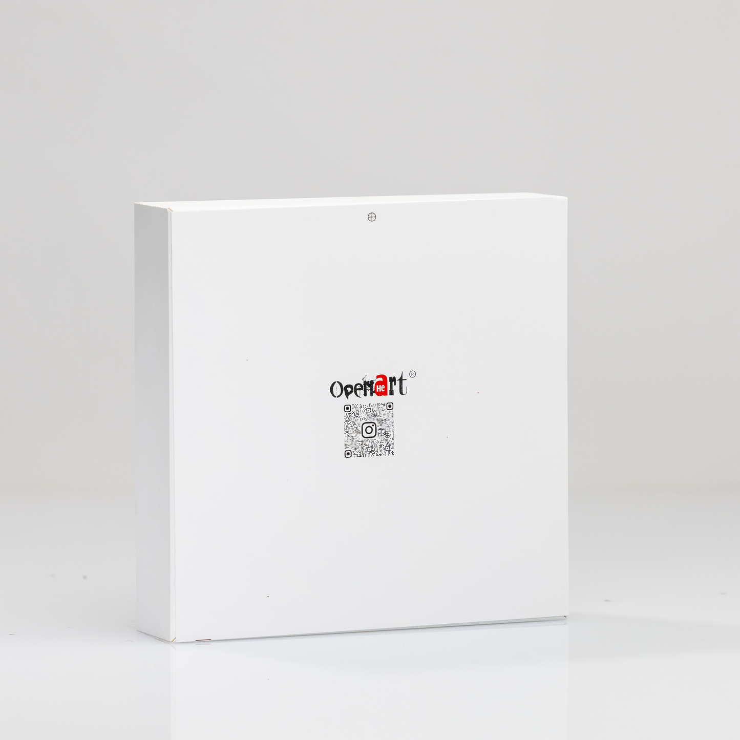 Black Ceramic Pulcinella – 16x16 cm