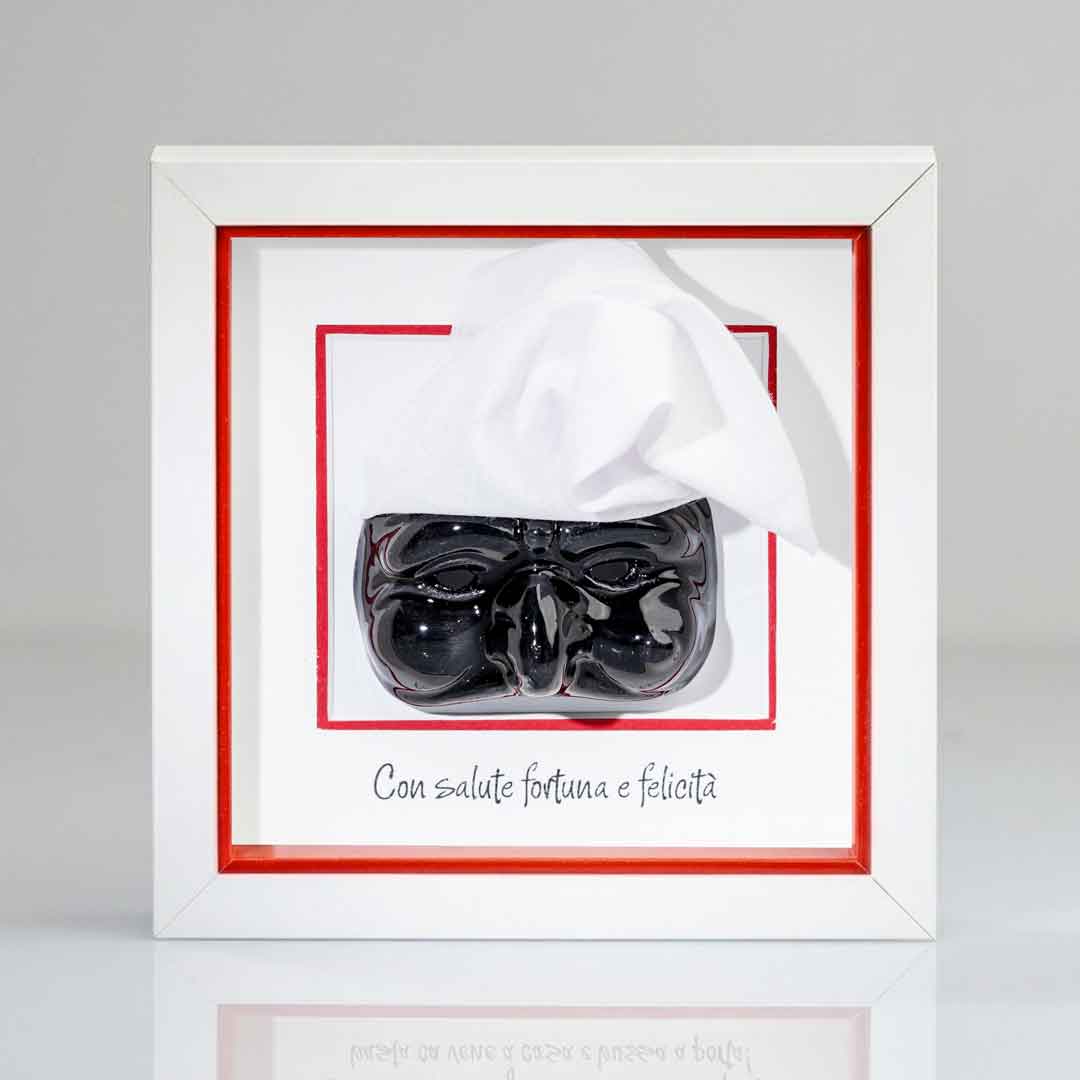 Pulcinella in Ceramica Nera – 16x16 cm
