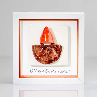 munaciell tradizione napololetana in cornice colore rosso